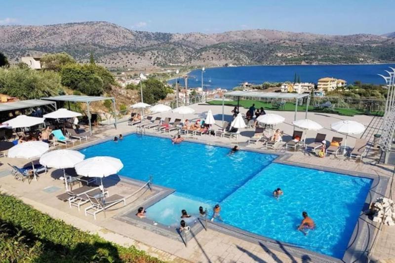 Giannis Village Astakos