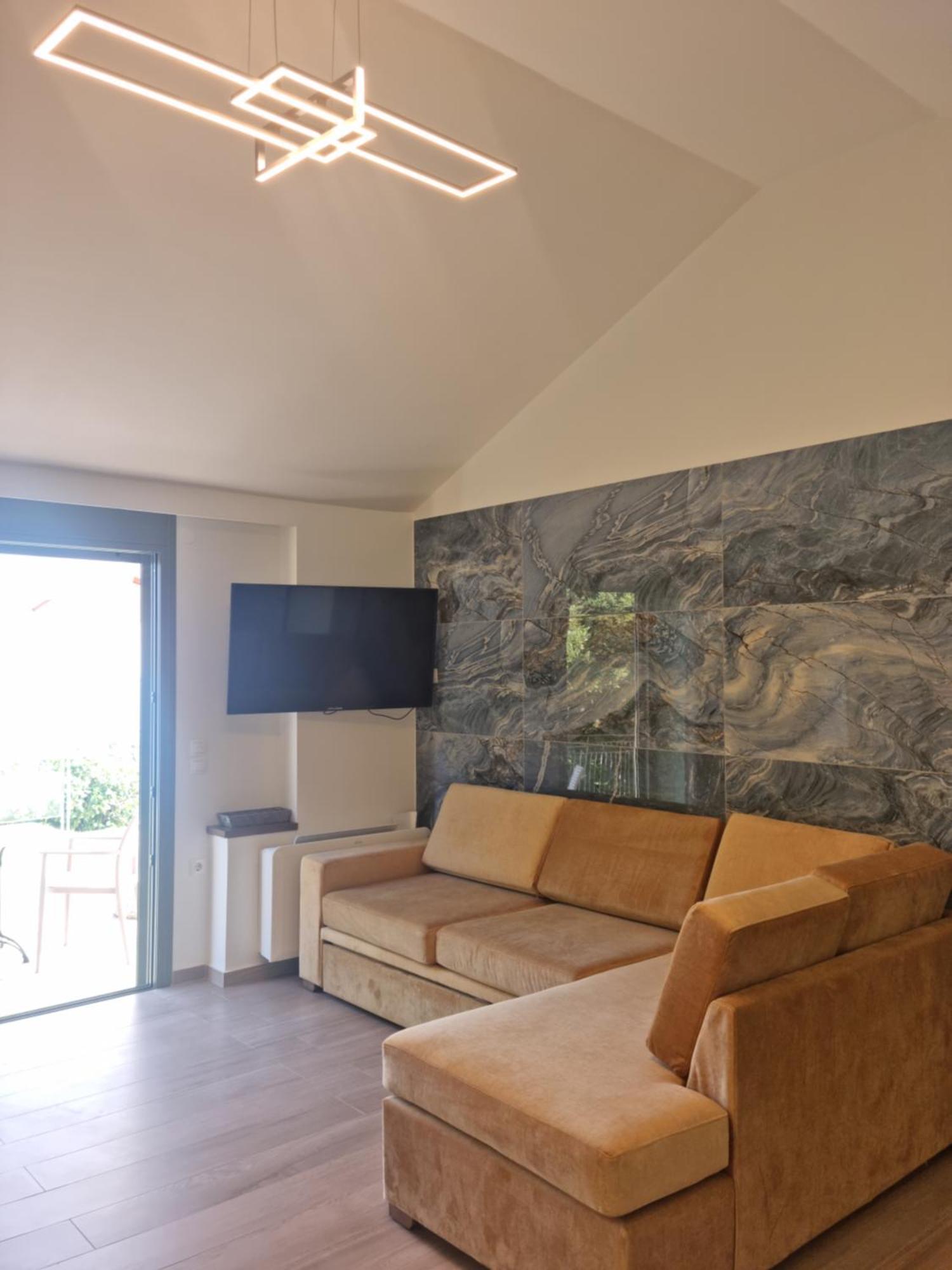 Giannis Village Aparthotel 2*
