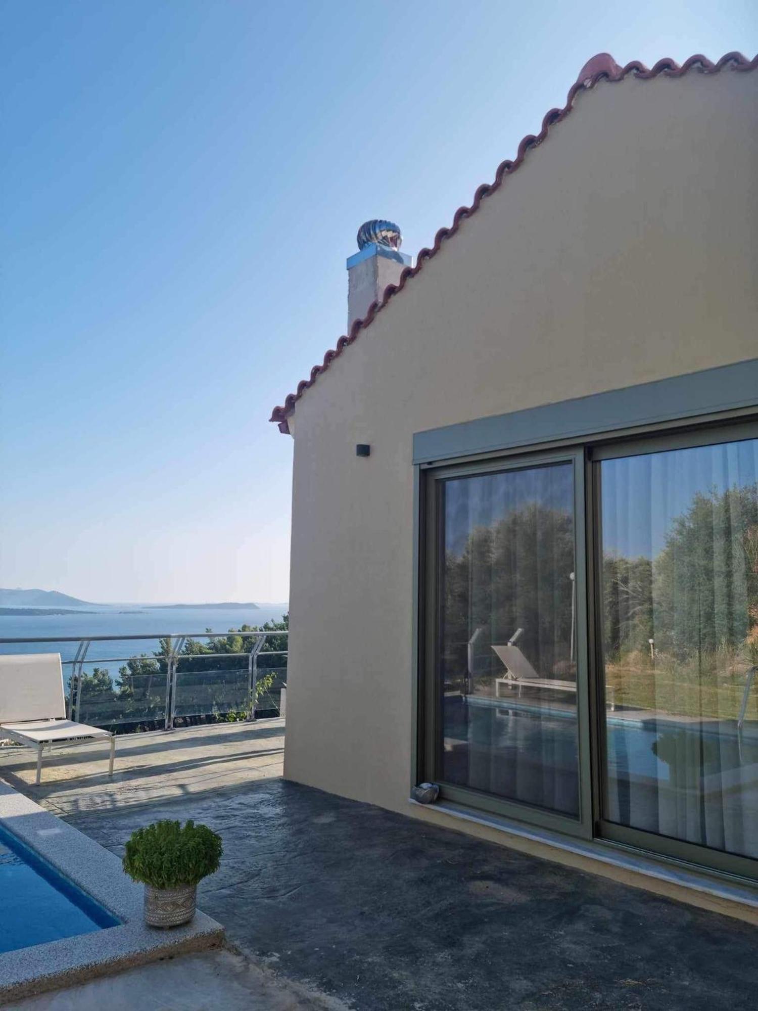 Giannis Village 2* Astakos