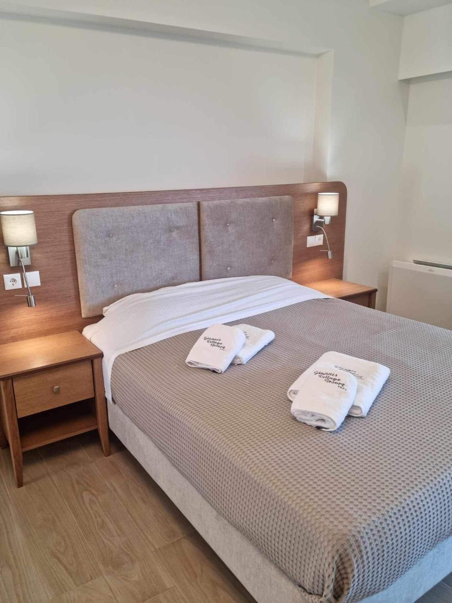 Giannis Village 2*