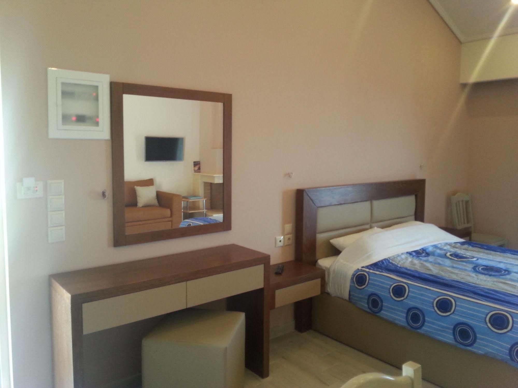 Aparthotel Giannis Village Astakos